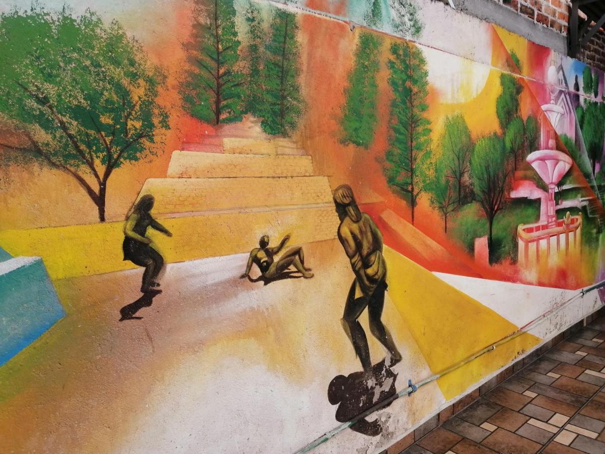 Hostal Maple كويريتارو المظهر الخارجي الصورة