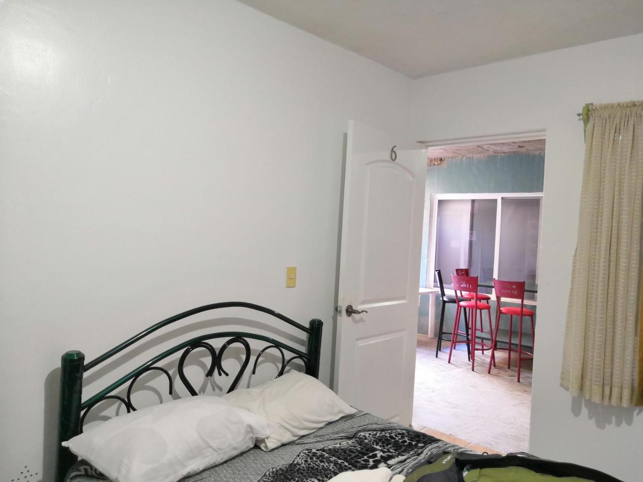 Hostal Maple كويريتارو المظهر الخارجي الصورة